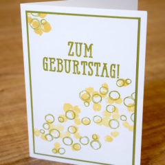 Geburtstagskarte mit Playful Backgrounds und Fenster zum Glück