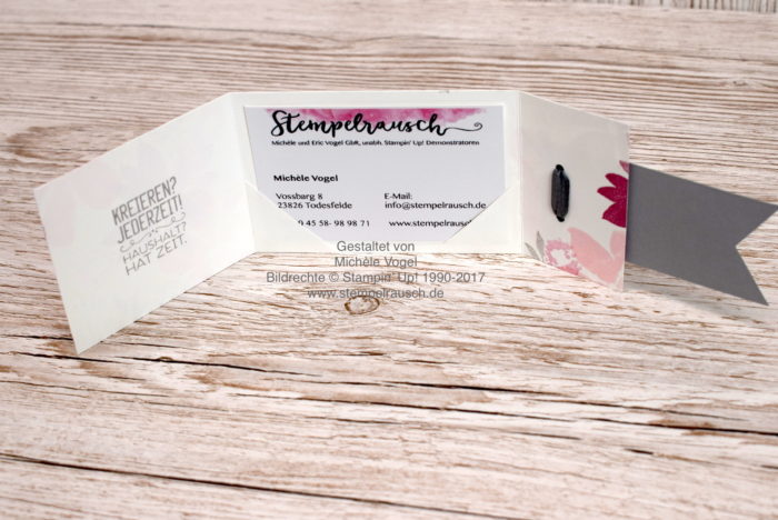 Visitenkartenhalter für eine Visitenkarte basteln mit den Stempelsets Kreiert mit Liebe und Durch die Blume und der Fähnchenstanze von Stampin' Up! www.stempelrausch.de